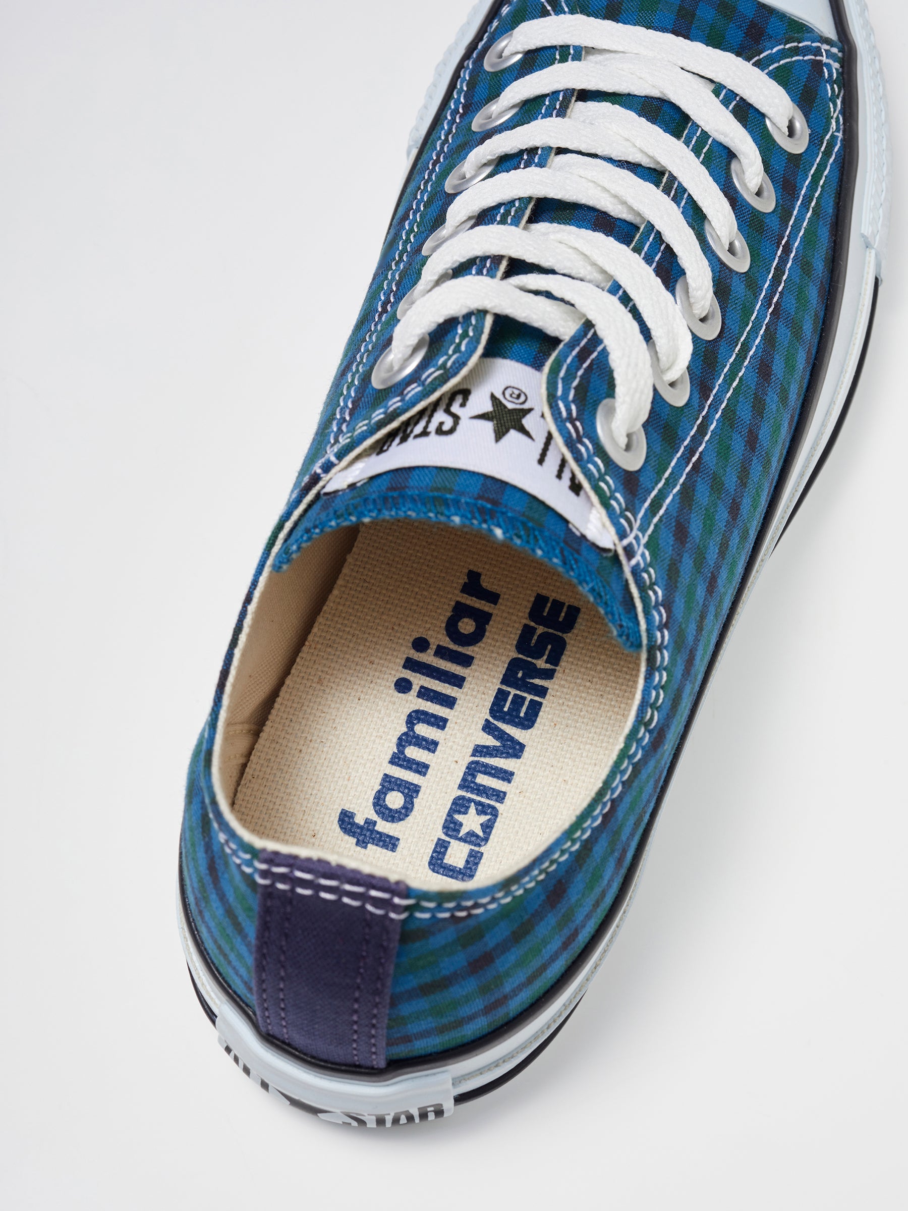 スニーカー(ALL STAR OX / FM)〈CONVERSE × familiar〉