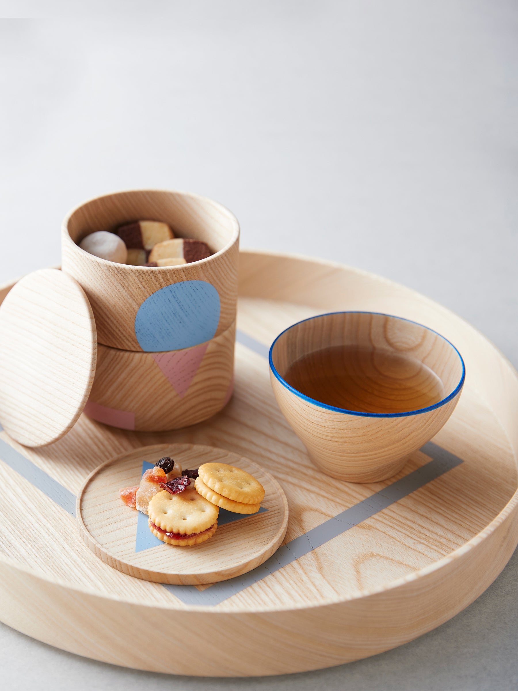 トレイ〈畑漆器店 × familiar〉
