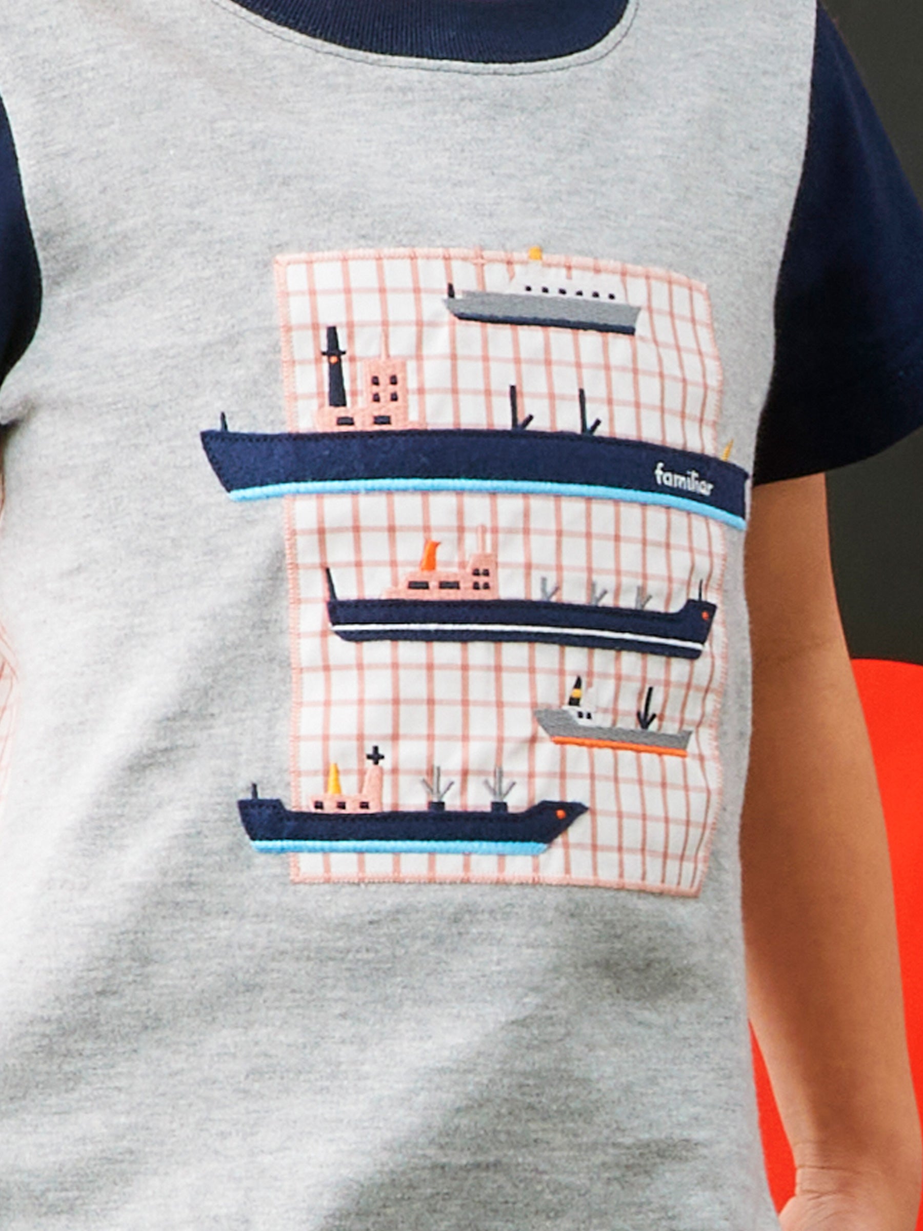 Tシャツ