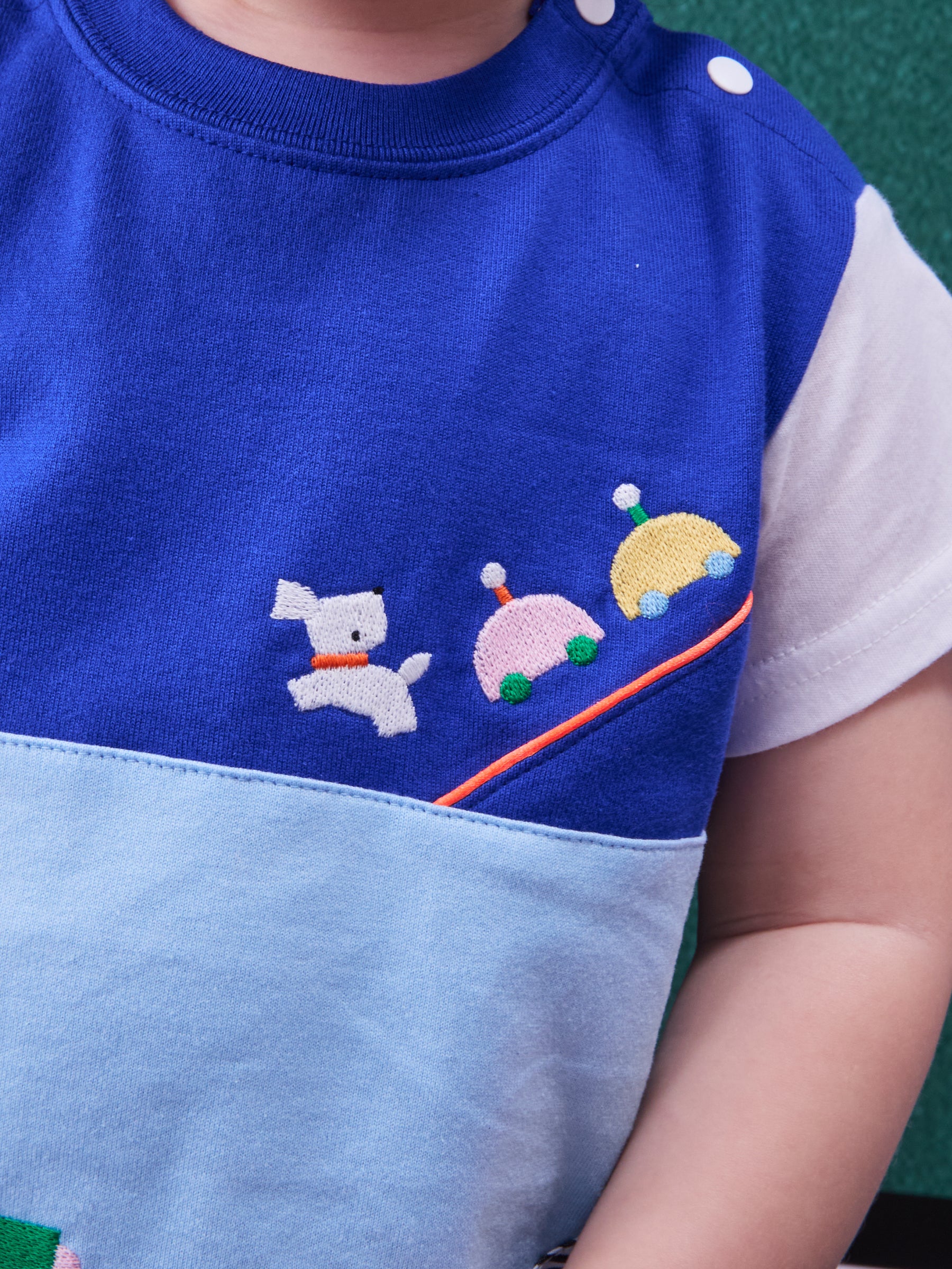 Tシャツ