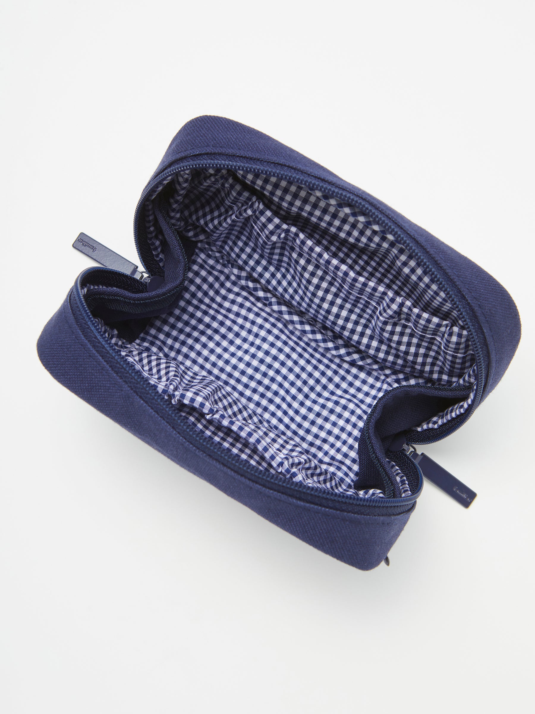 pouch
