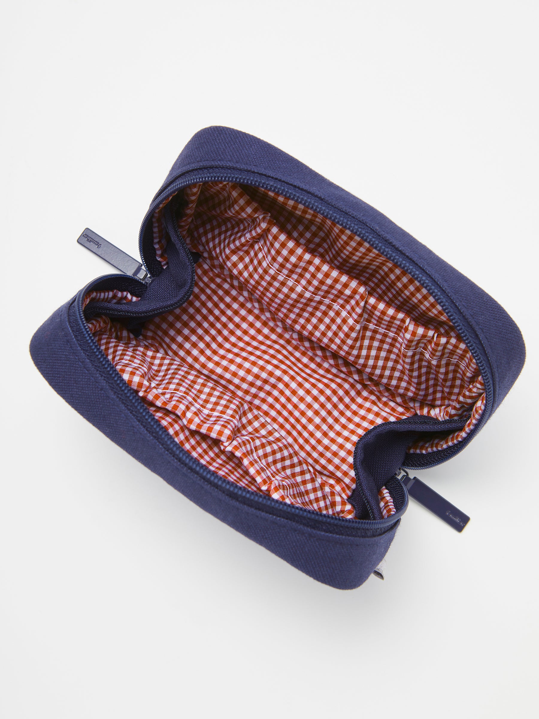 pouch