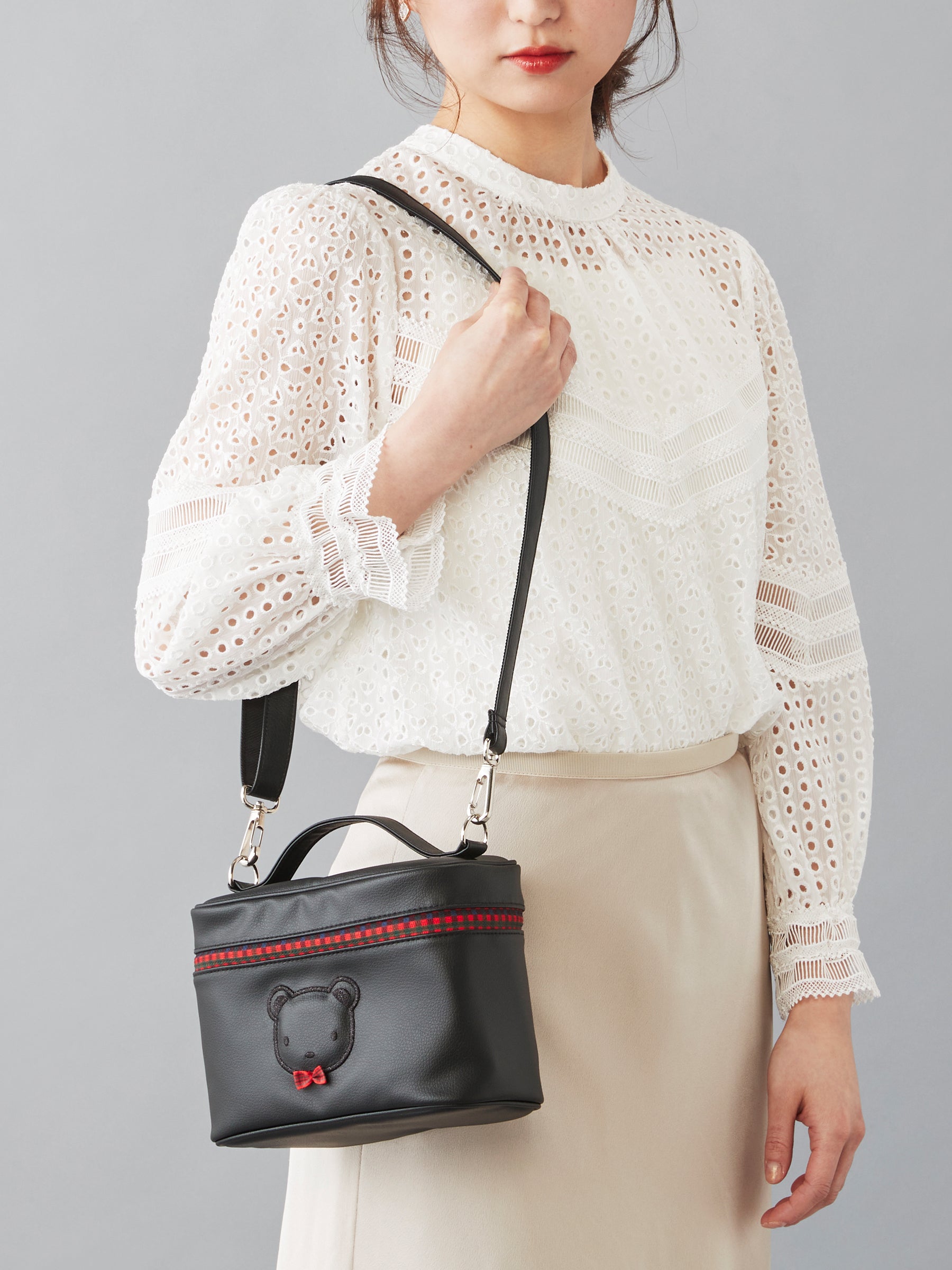 バニティバッグ