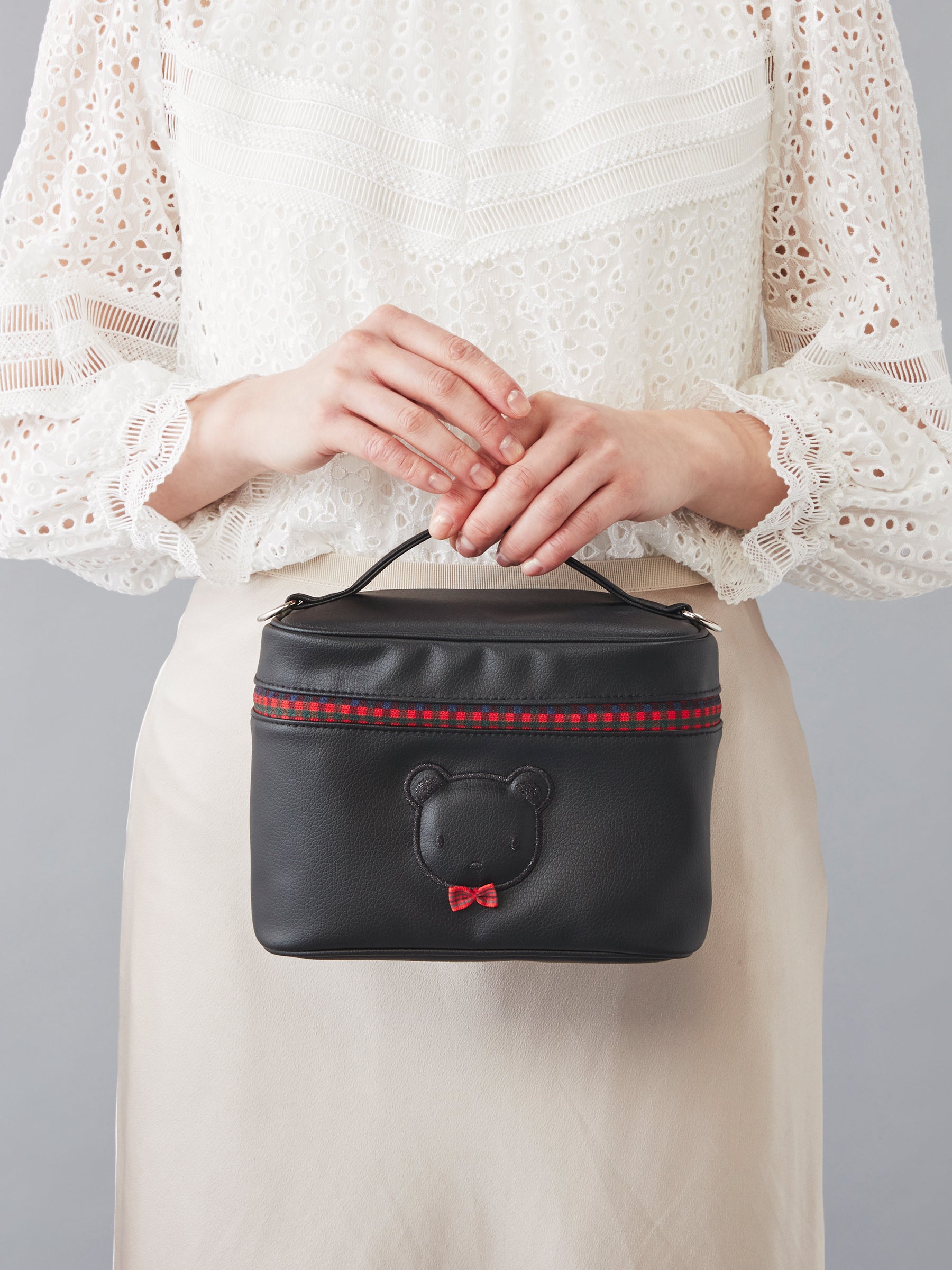 バニティバッグ