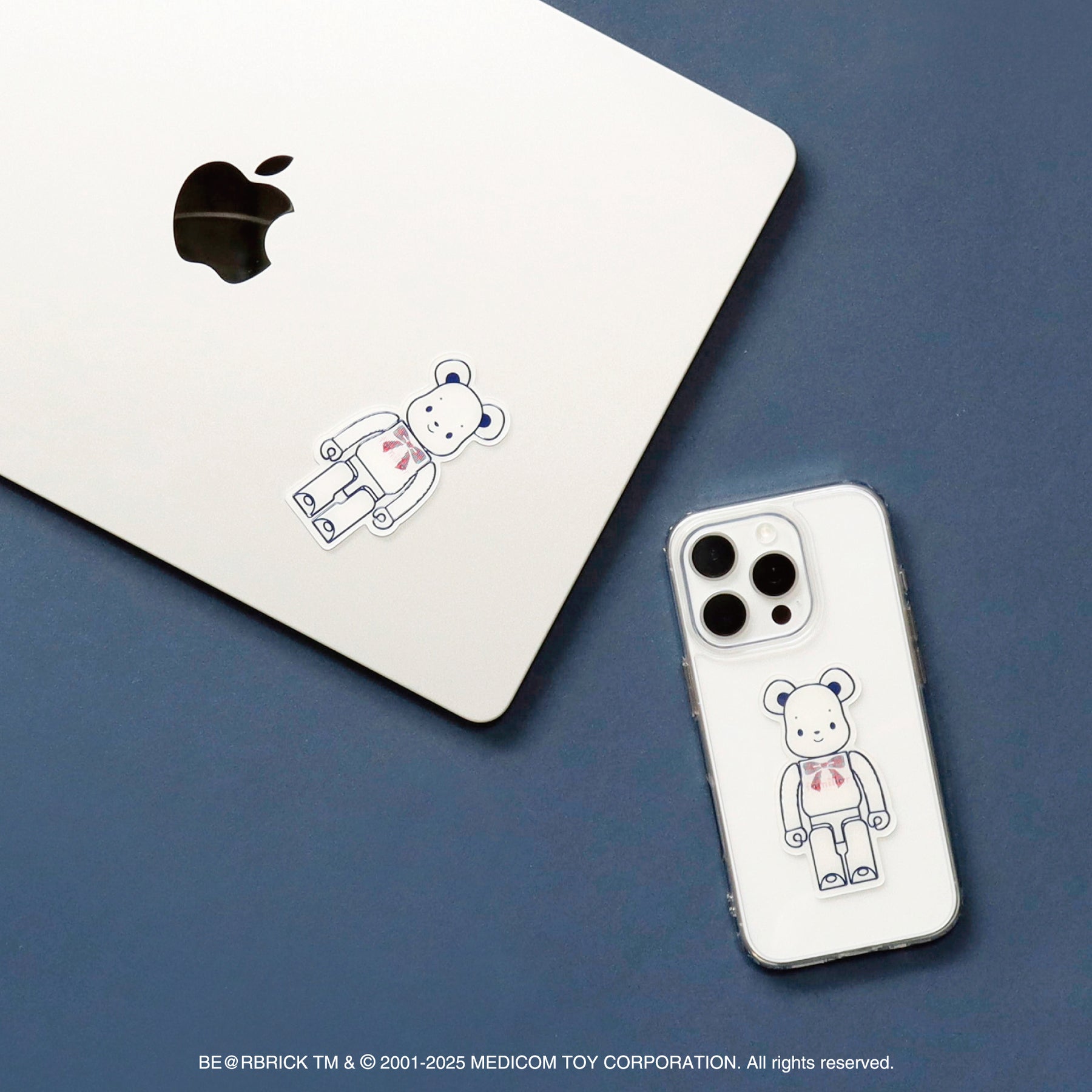 ステッカー〈BE@RBRICK × familiar〉