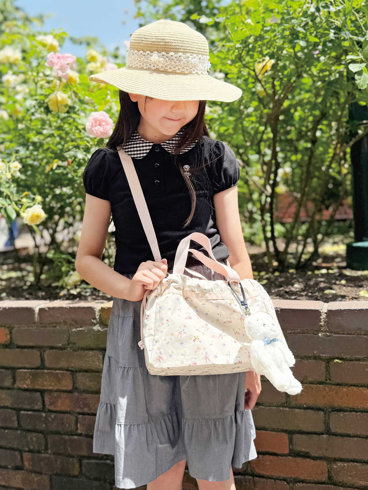 ショルダーバッグ〈LeSportsac × familiar〉