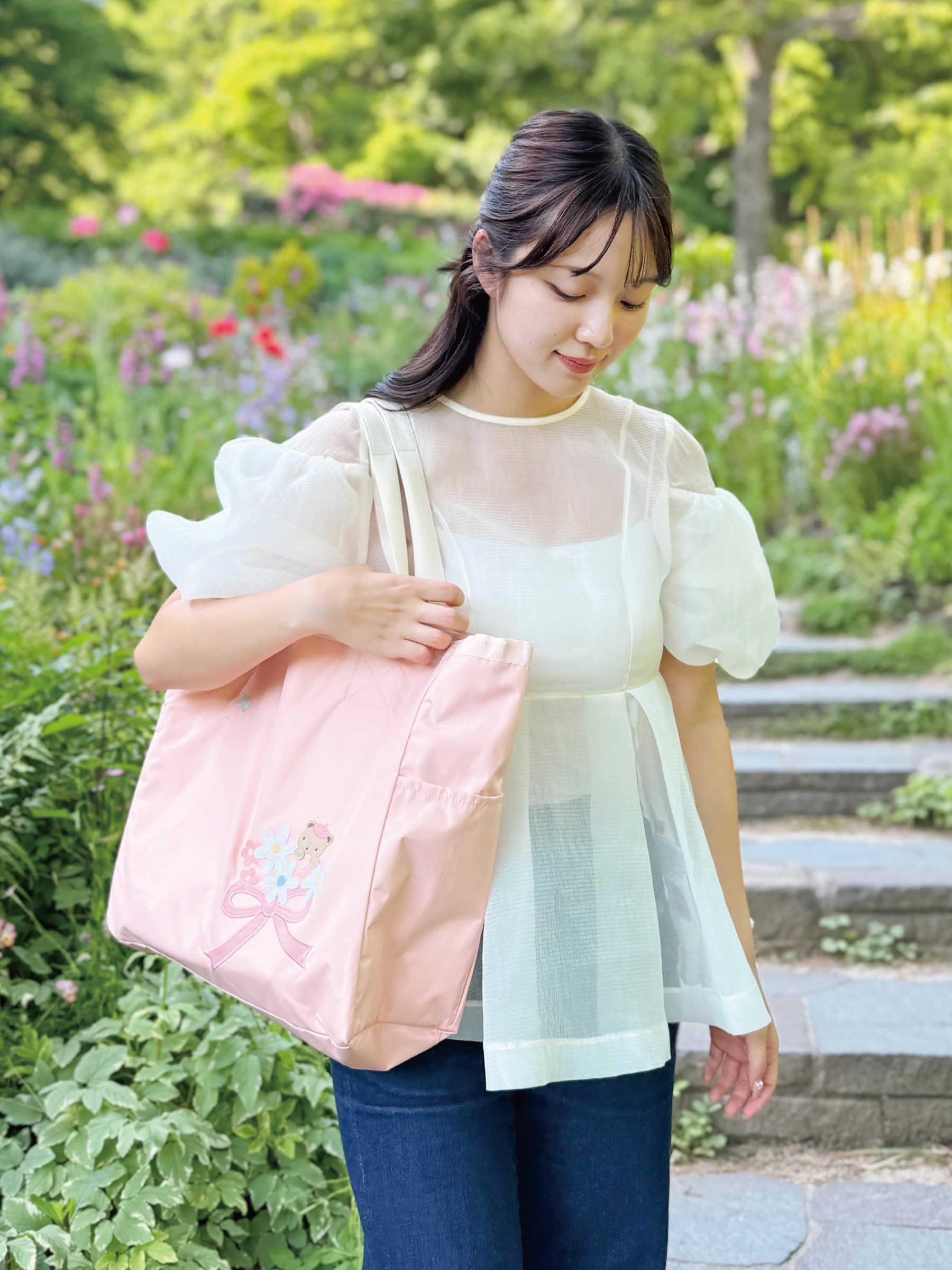 リバーシブルトートバッグ〈LeSportsac × familiar〉