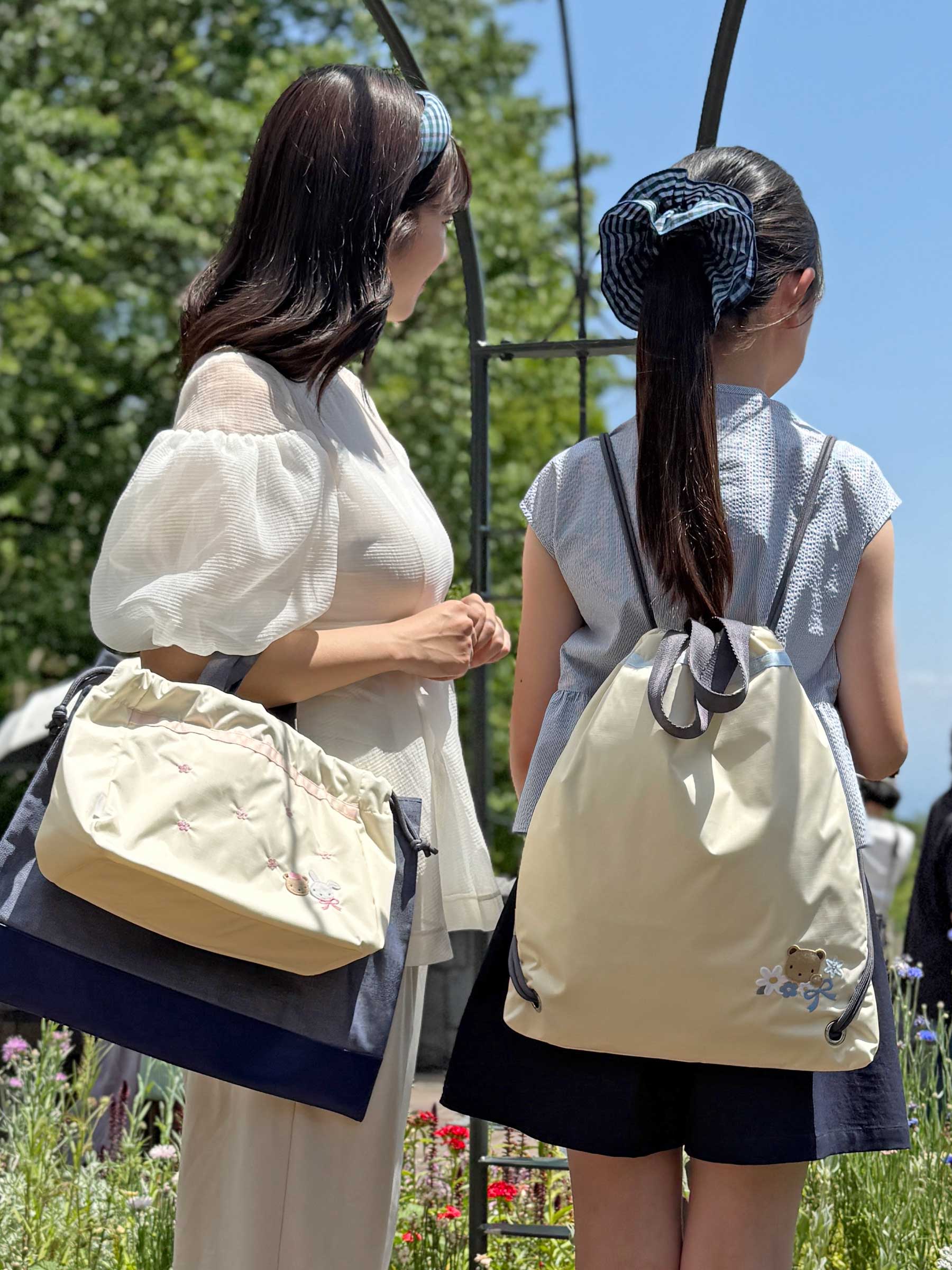 ショルダーバッグ〈LeSportsac × familiar〉