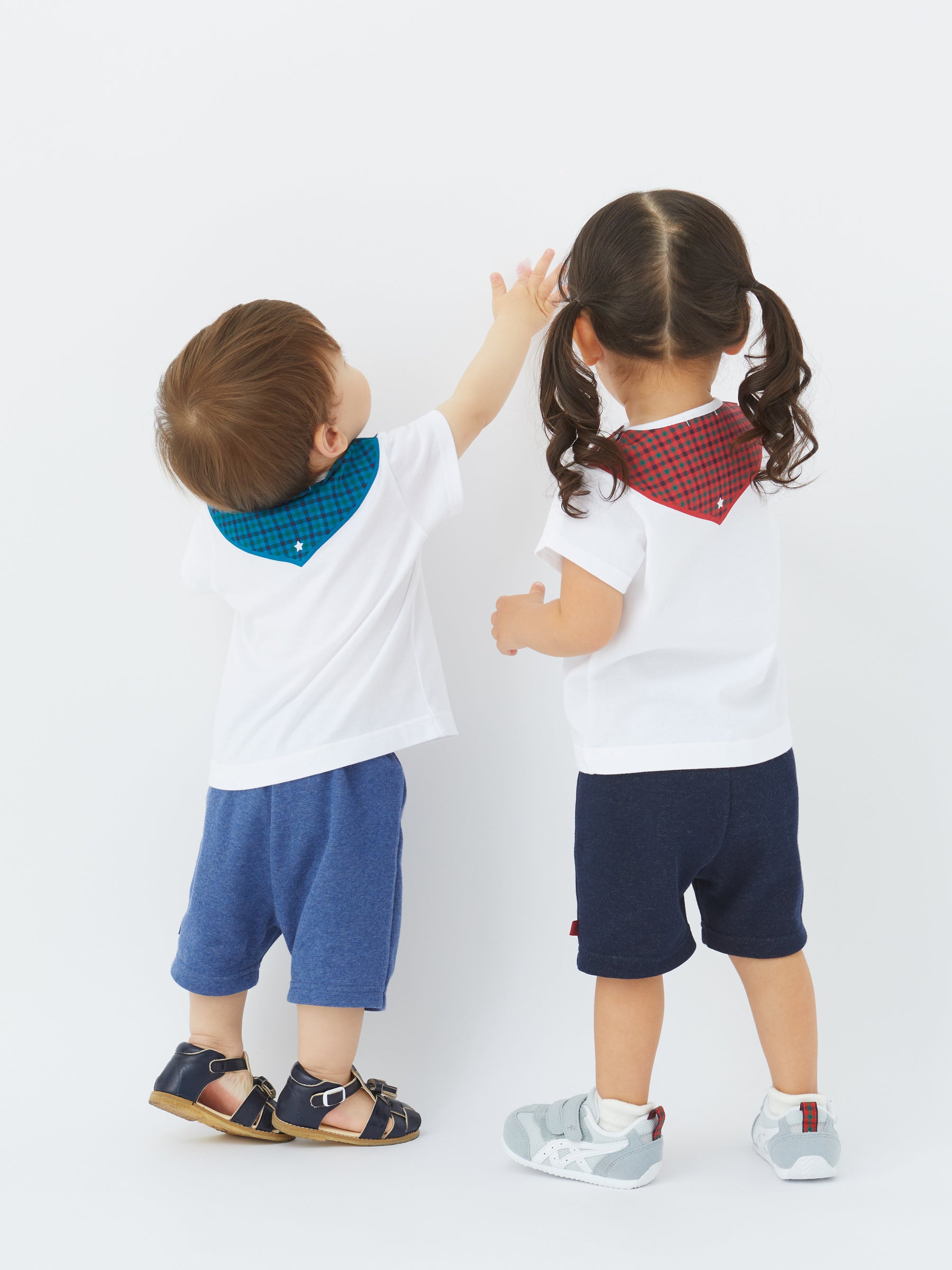 セーラーTシャツと4分丈パンツのセット