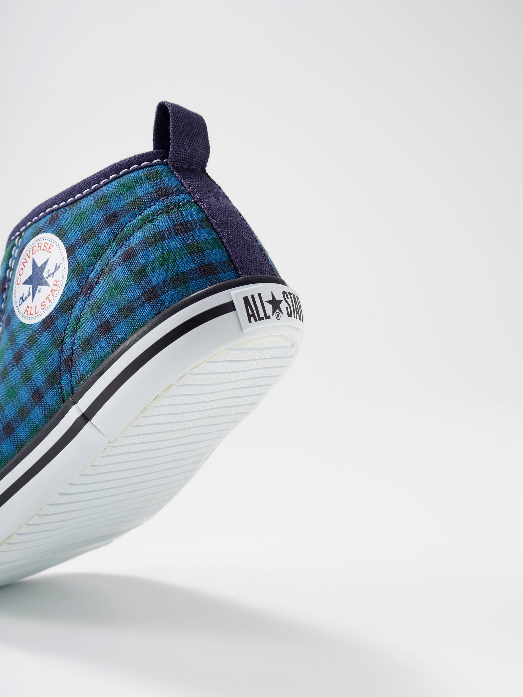 ベビースニーカー(BABY ALL STAR N Z / FM)〈CONVERSE × familiar〉