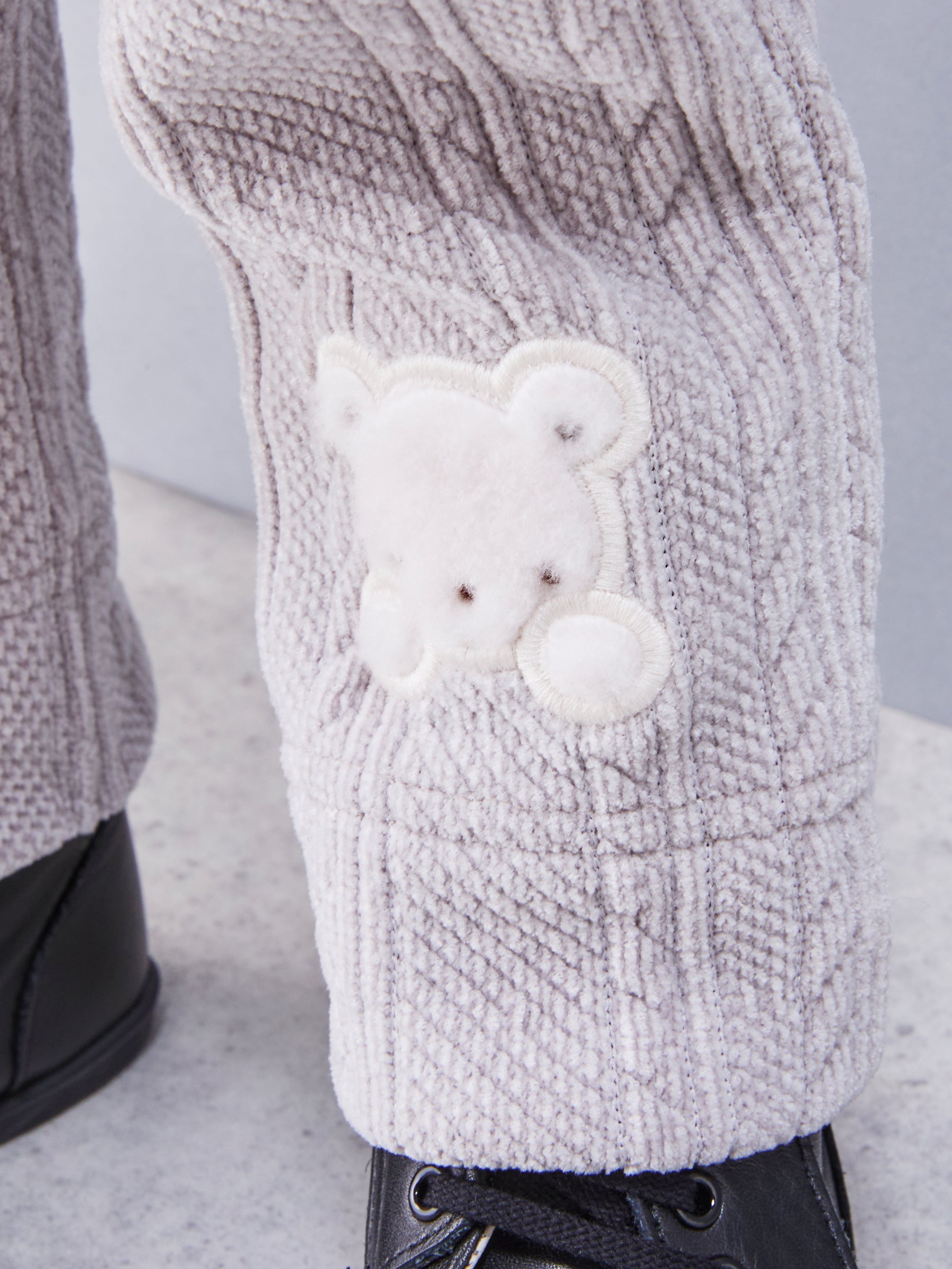 ファミリア familiar ロングパンツ 90cm くま familiar - ファミリア ロングパンツ 90サイズの通販 by kirakira's