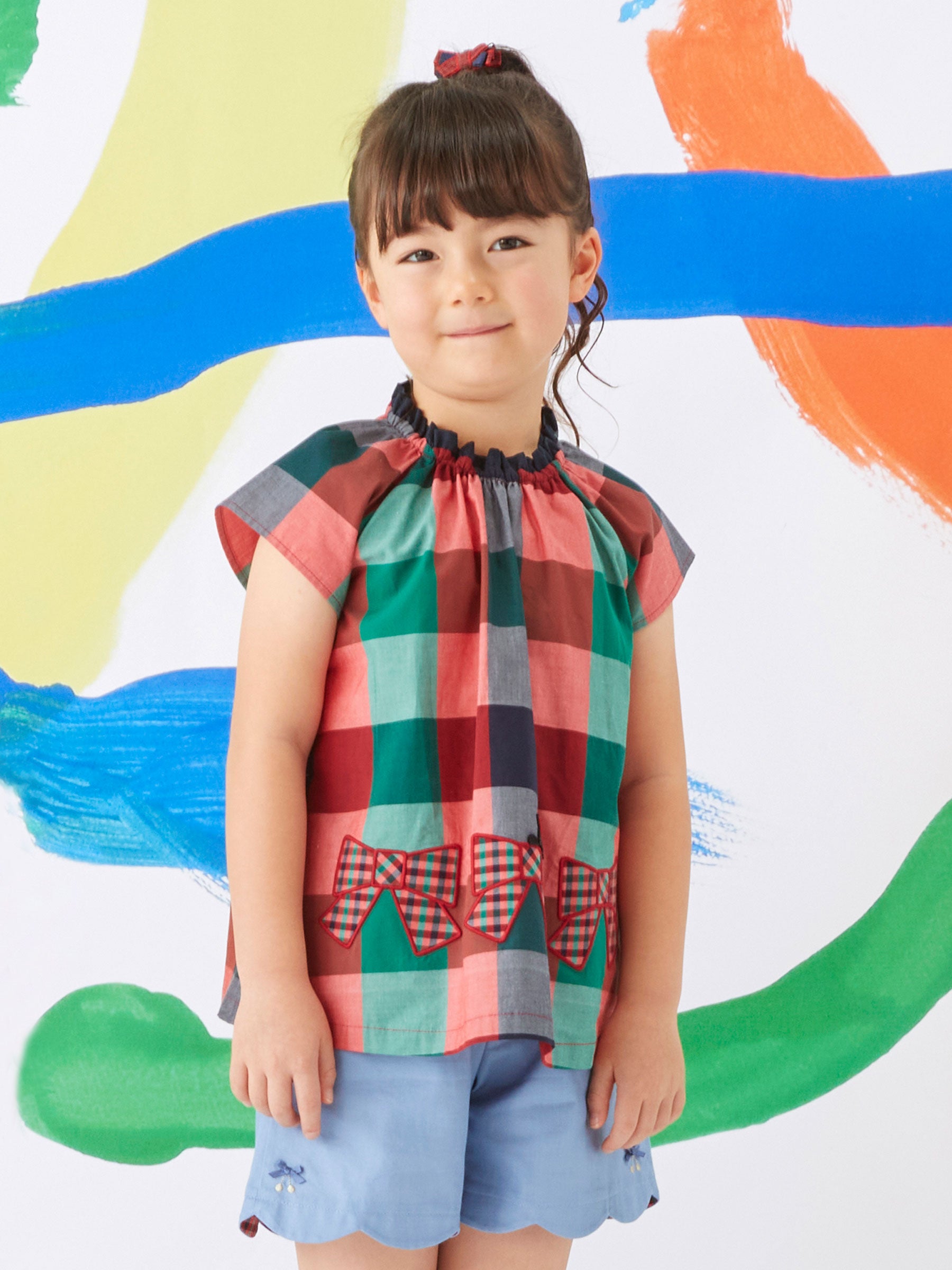 最終お値下げ　ファミリア　クジラ刺繍Tシャツとショートパンツセットアップ　120 最終お値下げ ファミリア クジラ刺繍Tシャツとショートパンツ