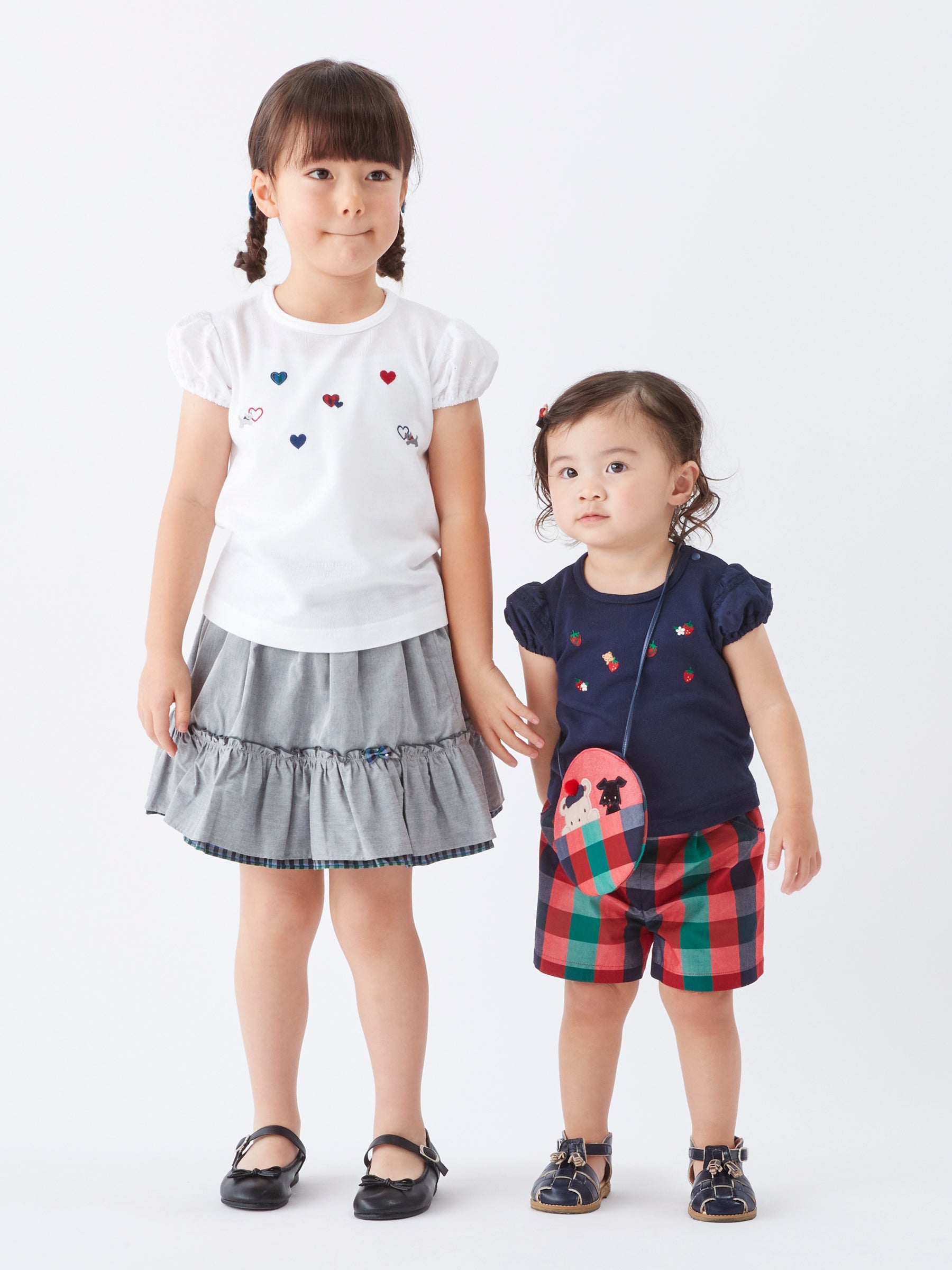 最終お値引き新品未使用未開封ファミリアTシャツ１００サイズ 770139_01.jpg?v=1742372153&