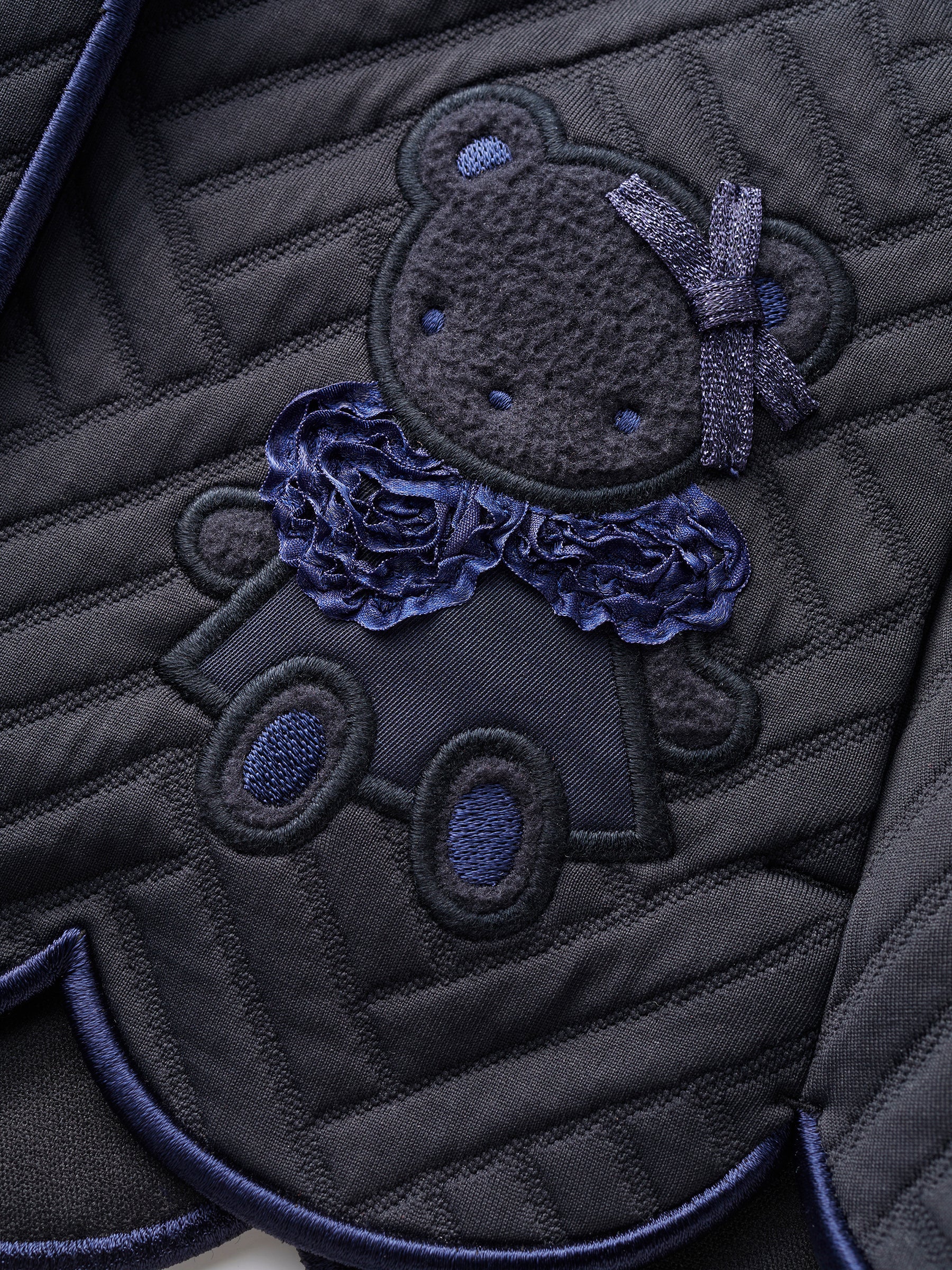 ジャスミン【新品未使用】familiar ファミリア 刺繍 ジャケット ジャケット | ファミリア公式サイト