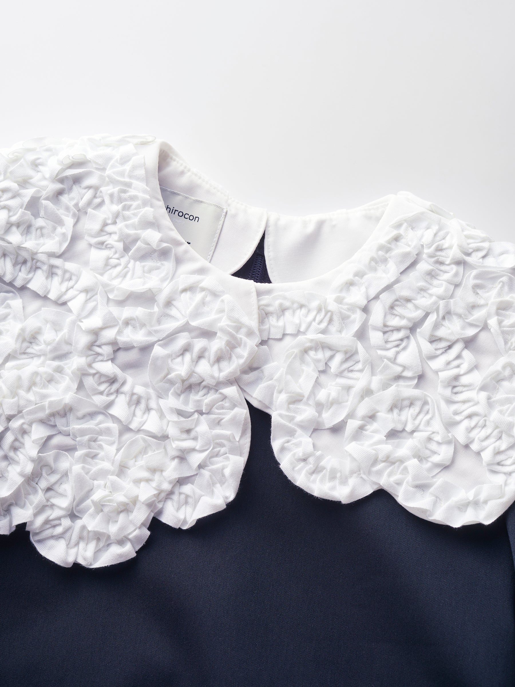 【受注販売】ホイップワンピース〈yori × familiar〉