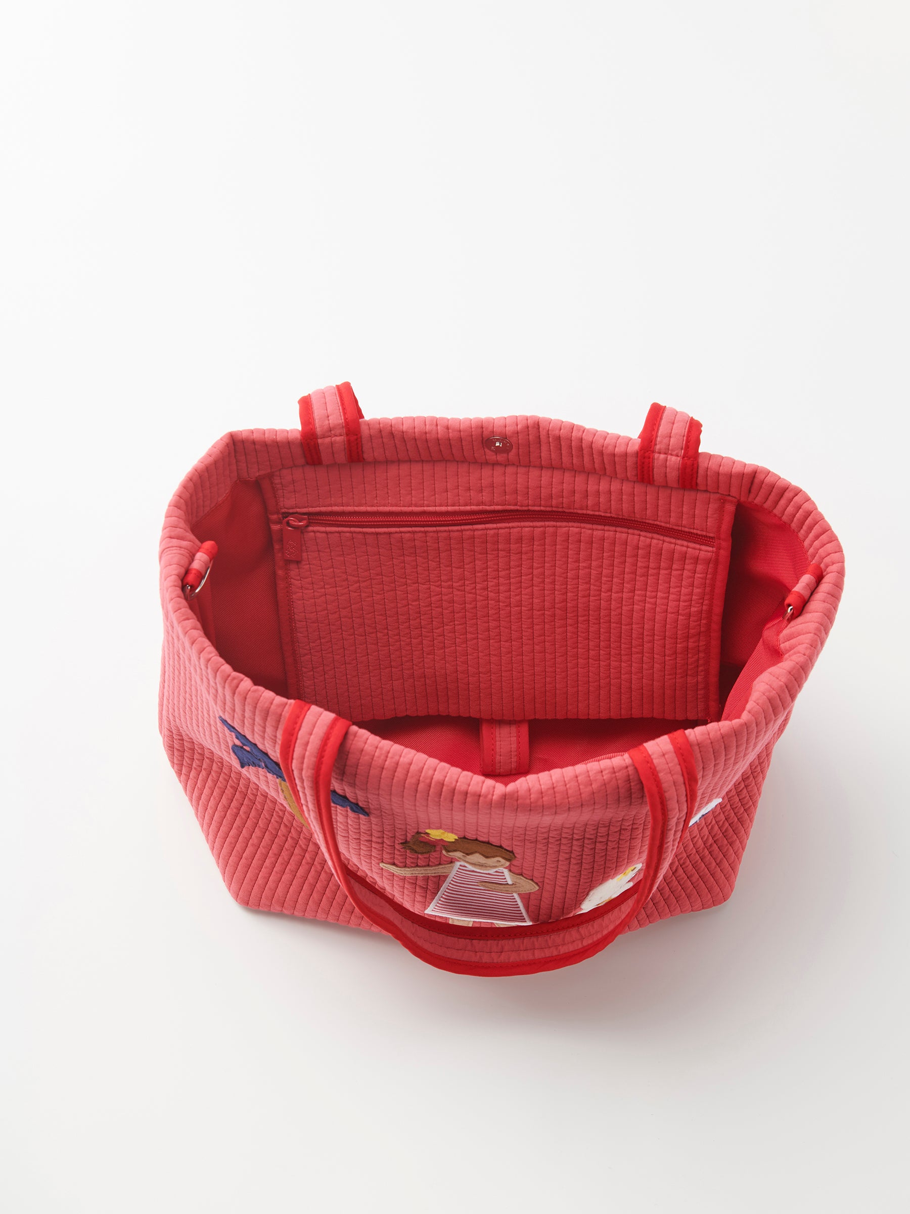 【新品未使用】familiar×pionunnal ファミリア　ピオヌンナル pionunnal×familiar第3弾 秋の旅行を快適に彩る、機能性に優れた