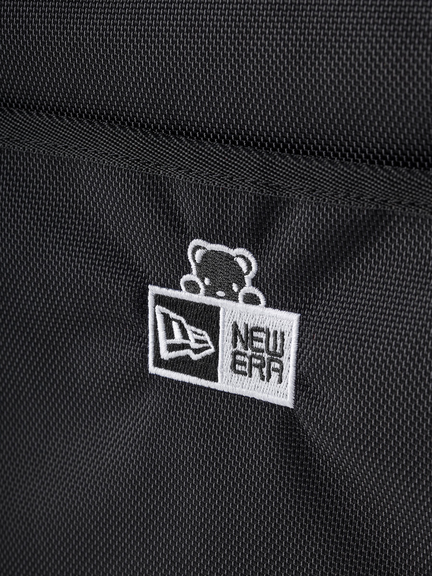 バッグ〈NEW ERA® × familiar〉