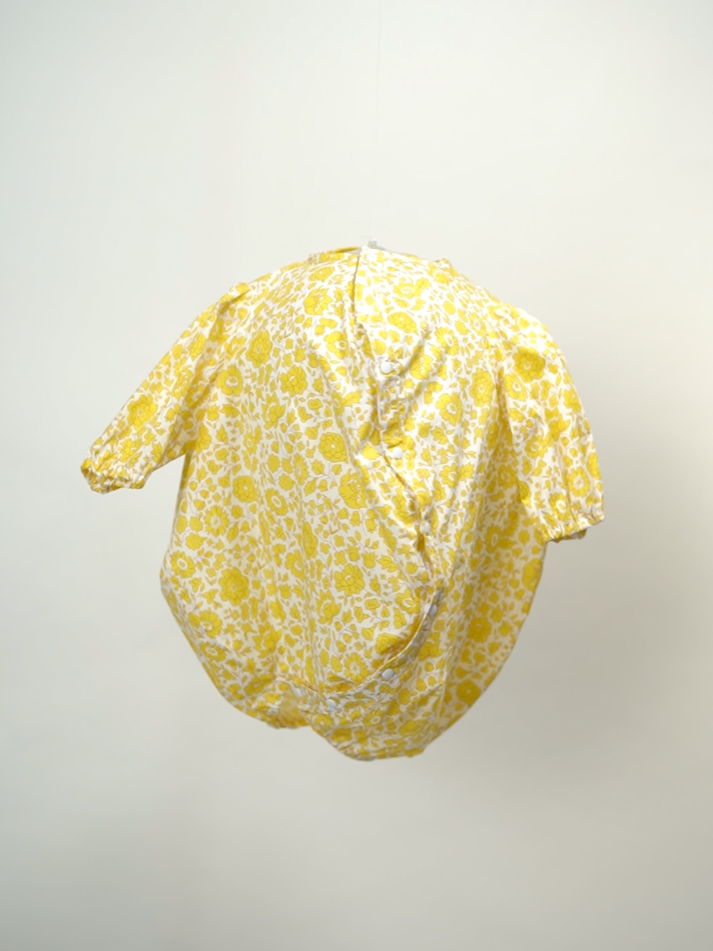ANREALAGE ボールシャツ 変形 ギミック 希少 サイズ 48 日本製 ANREALAGE｜BALL SHIRT | Rakuten Fashion(楽天ファッション／旧