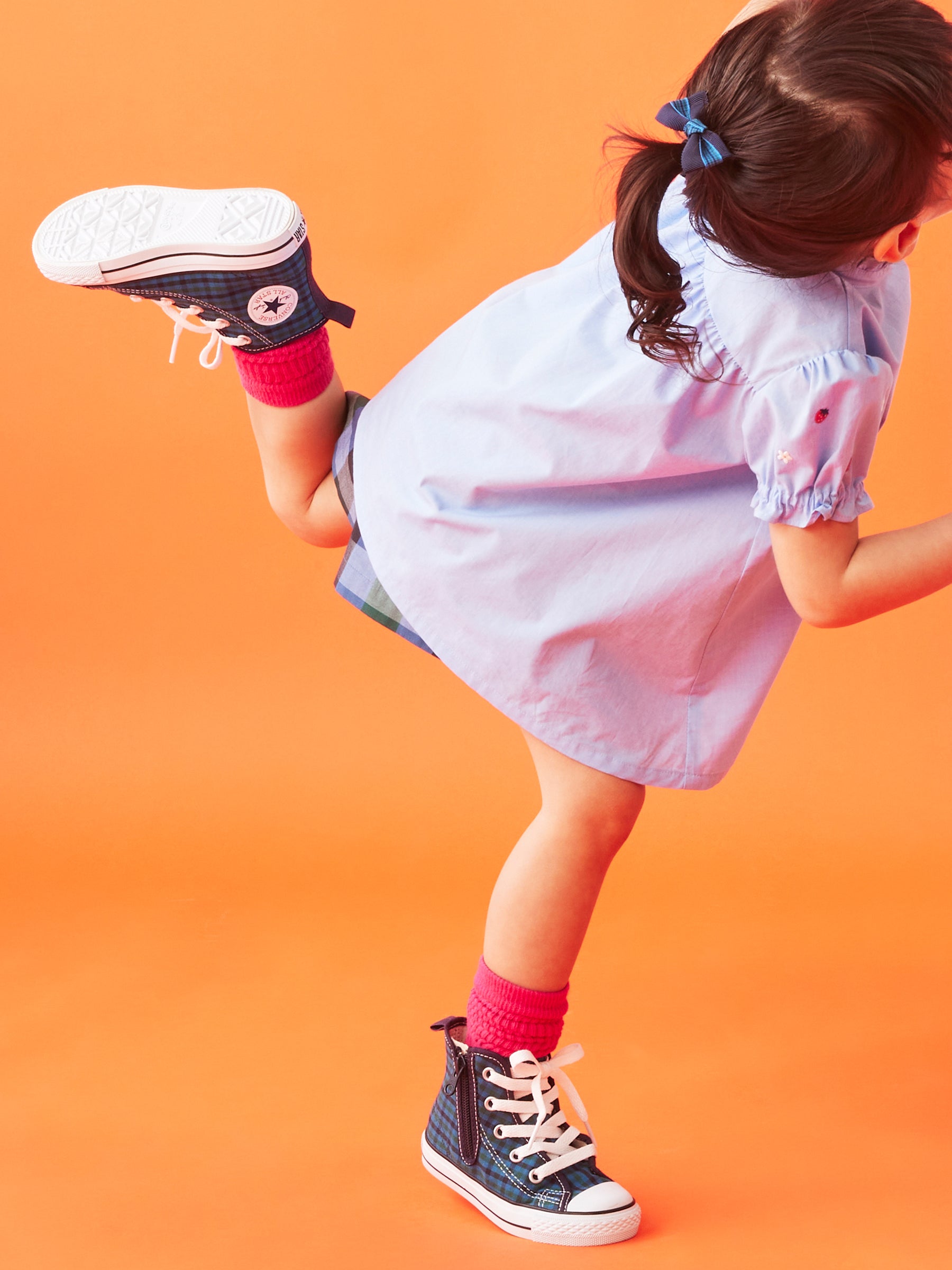 スニーカー(CHILD ALL STAR N Z HI / FM)〈CONVERSE × familiar〉