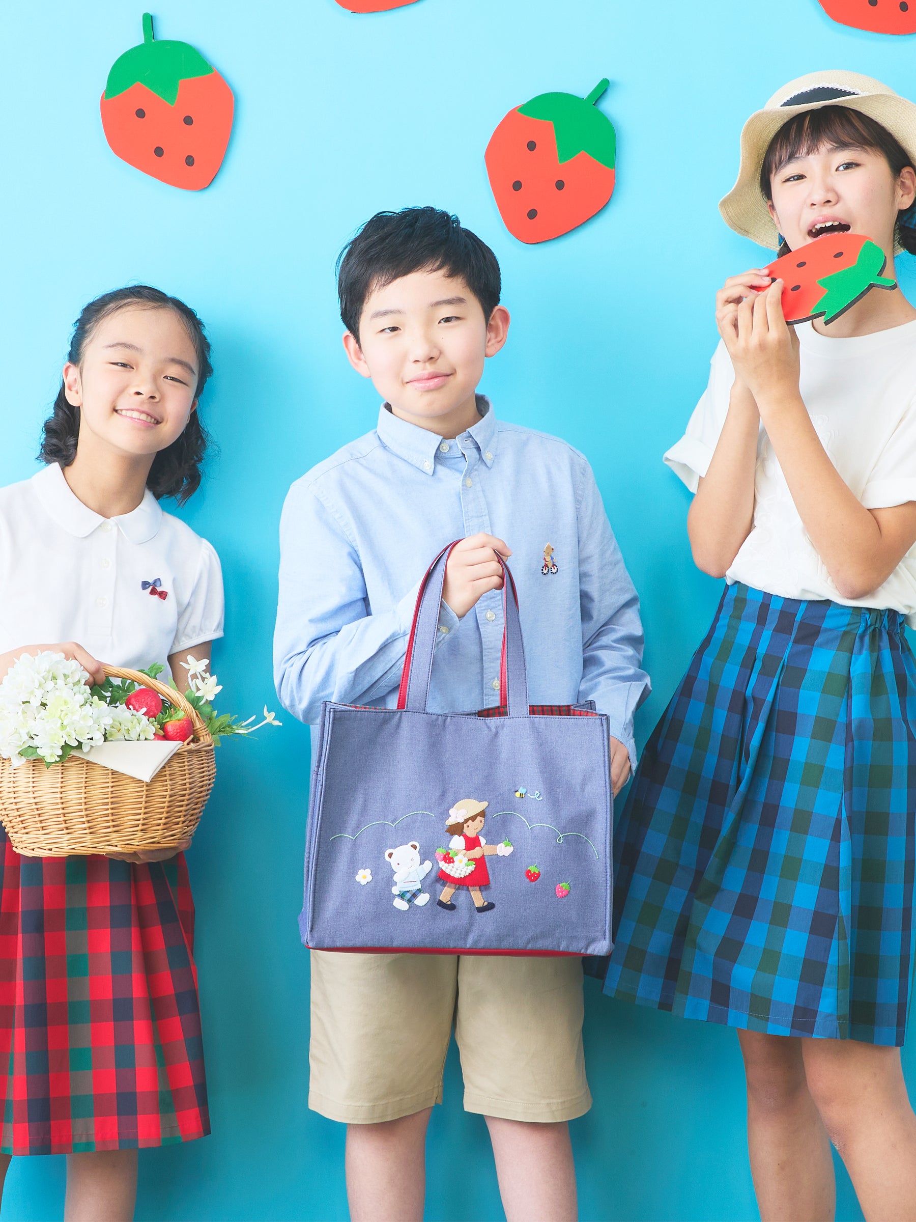 【子ども企画会議】デニムバッグ〈クマちゃんのいちごどろぼう〉