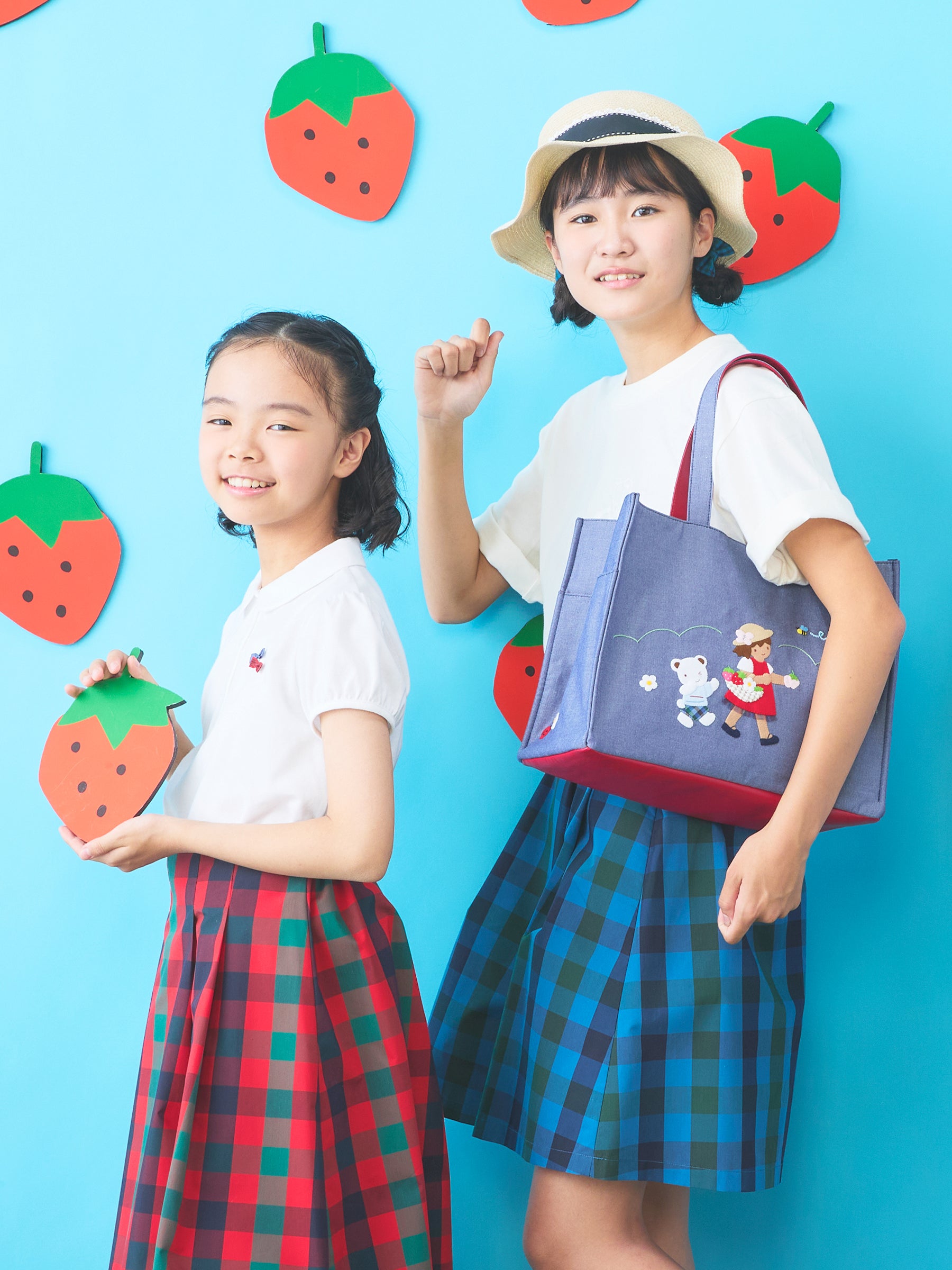 【子ども企画会議】デニムバッグ〈クマちゃんのいちごどろぼう〉