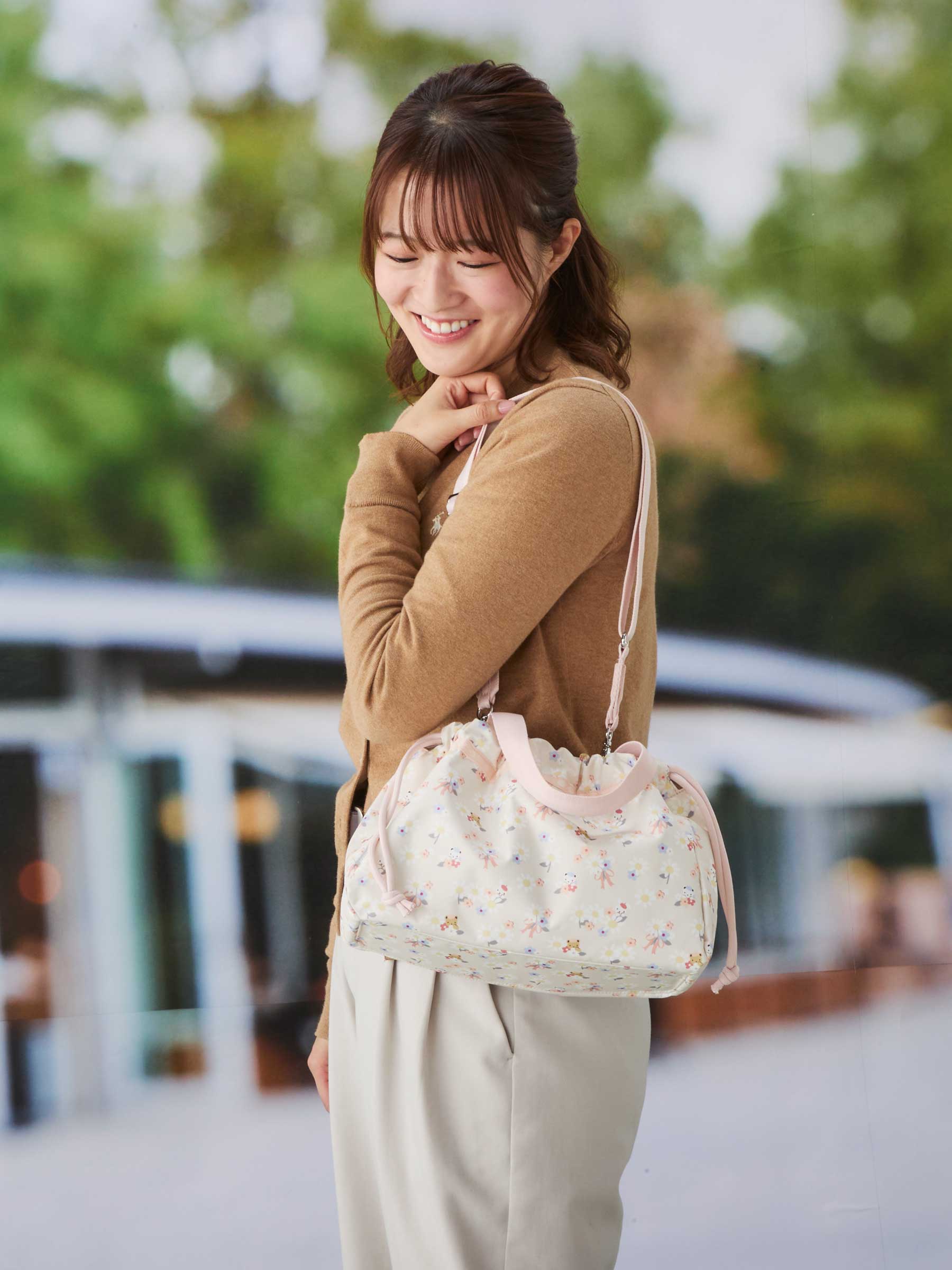 ショルダーバッグ〈LeSportsac × familiar〉