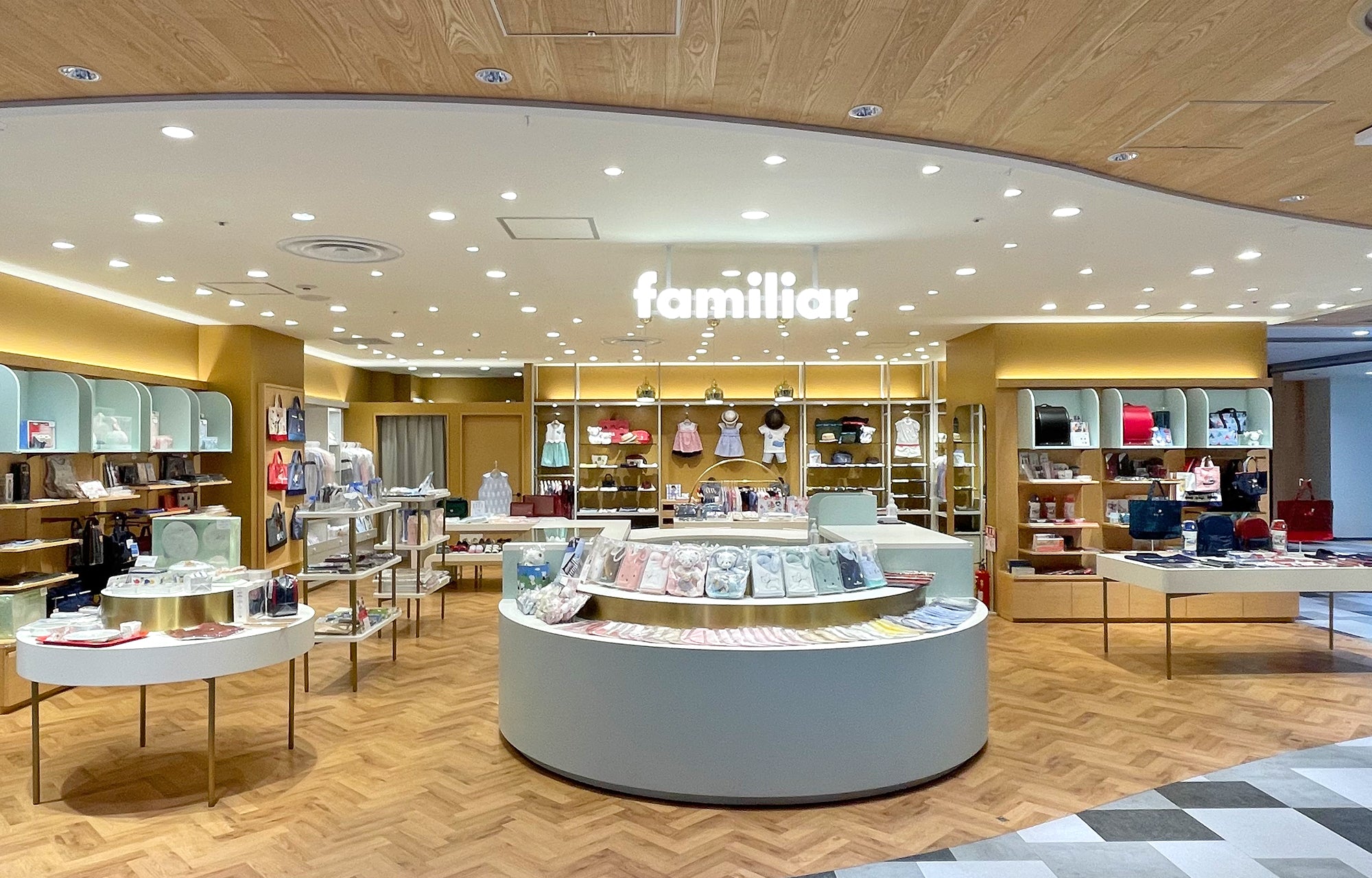 familiar 新品 芦屋モンテメール-